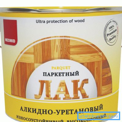 Alkyd-uretánový parketový lak. Alkyd-uretánový parketový lak.