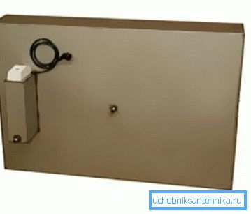 Nádrž 200 litrov pre vykurovanú sprchu, natretá na ochranu proti vonkajším vplyvom Nádrž 200 litrov pre vykurovanú sprchu, natretá na ochranu proti vonkajším vplyvom