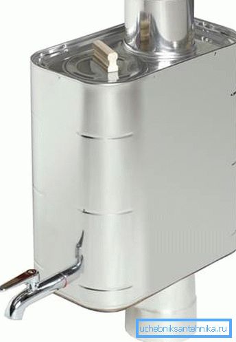 Nádrž s bočným ventilom. Nádrž s bočným ventilom.