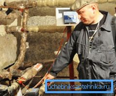 Ak chcete spustiť ohrev, stačí otočiť požadovaný ventil, spustiť nosič tepla a odvzdušniť vzduch z rúrok
