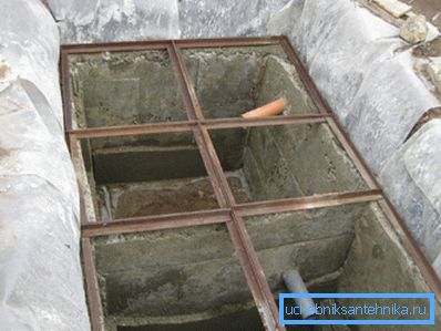 Dvojkomorový septik pod kúpeľňou