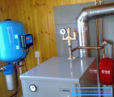Dvojkruhový vykurovací kotol na drevo a elektrickú energiu Dvojkruhový vykurovací kotol na drevo a elektrickú energiu