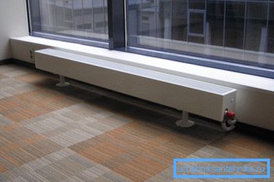 Účinnosť prenosu tepla závisí od materiálu v prípade. Účinnosť prenosu tepla závisí od materiálu v prípade.