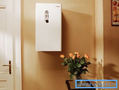 Elektrický kotol v interiéri Elektrický kotol v interiéri