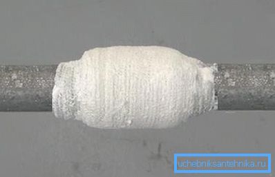Epoxy a bandáž - pripravené na opravu Epoxy a bandáž - pripravené na opravu