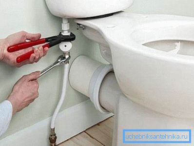 Ak nádrž nie je naplnená, skontrolujte stav hadice Ak nádrž nie je naplnená, skontrolujte stav hadice