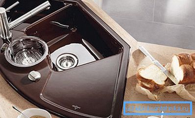 Formulár môže byť veľmi odlišný, hlavnou podmienkou je pohodlie a funkčnosť. Formulár môže byť veľmi odlišný, hlavnou podmienkou je pohodlie a funkčnosť.