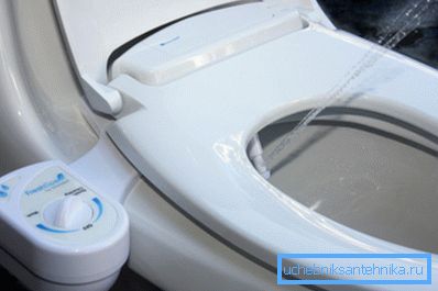 Foto hygienickej sprchy v kryte. Foto hygienickej sprchy v kryte.