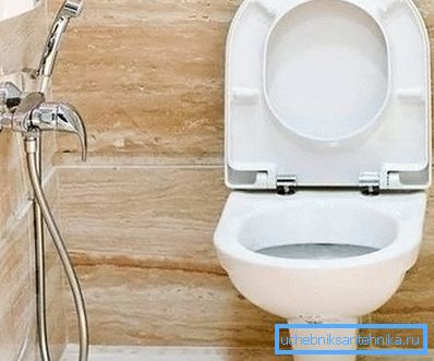 Fotografický hygienický mixér namontovaný na stenu Fotografický hygienický mixér namontovaný na stenu