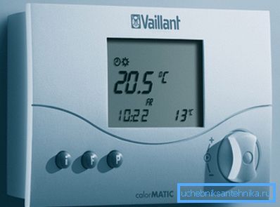 Foto termostatu ovládajúceho činnosť kotla Foto termostatu ovládajúceho činnosť kotla