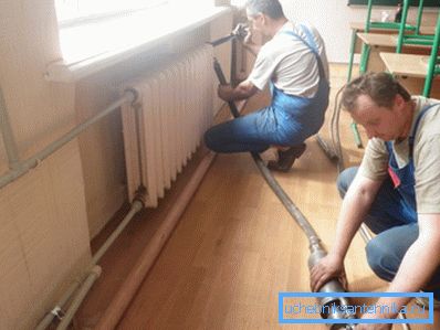 Hydropneumatické preplachovanie vykurovacieho systému sa môže uskutočniť bez demontáže radiátorov Hydropneumatické preplachovanie vykurovacieho systému sa môže uskutočniť bez demontáže radiátorov