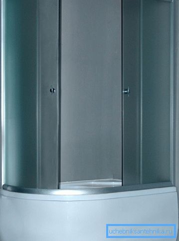 Hlboká sprchová vanička 120x80 môže byť tiež súčasťou rohu, čiže konštrukcie bez vnútorných stien Hlboká sprchová vanička 120x80 môže byť tiež súčasťou rohu, čiže konštrukcie bez vnútorných stien