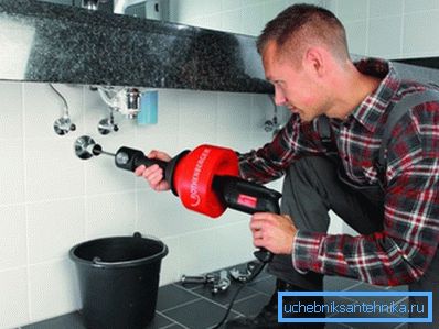 Použitie elektrického náradia Použitie elektrického náradia
