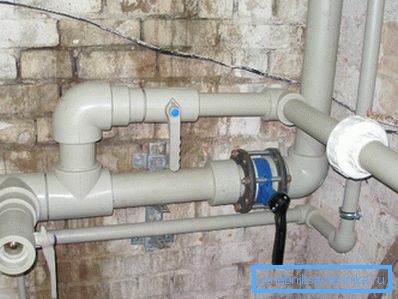 Použitie materiálov s tromi rôznymi priemermi sa nevyžaduje pri elektroinštalácii, ale vo vstupných systémoch alebo pri vytváraní stúpačov, musí sa takáto technická úloha riešiť Použitie materiálov s tromi rôznymi priemermi sa nevyžaduje pri elektroinštalácii, ale vo vstupných systémoch alebo pri vytváraní stúpačov, musí sa takáto technická úloha riešiť