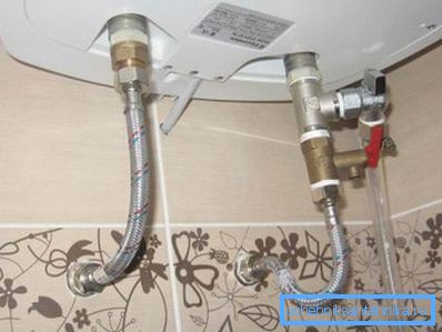 Použitie hadíc je veľmi nežiaduce. Na horúcej vode slúžia krátky čas. Použitie hadíc je veľmi nežiaduce. Na horúcej vode slúžia krátky čas.