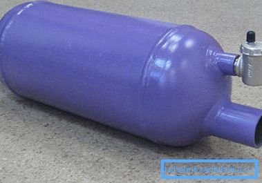 Výrobok s ručným tlakovým ventilom Výrobok s ručným tlakovým ventilom