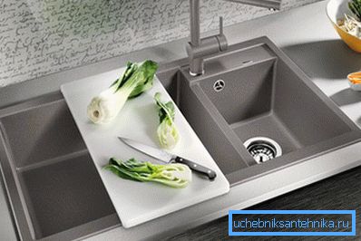 Porcelánová taška - spoľahlivý a odolný materiál. Porcelánová taška - spoľahlivý a odolný materiál.