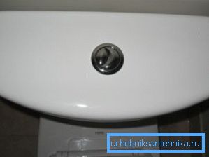 Tlačidlo je rozdelené na dve časti a umožňuje voľbu jedného alebo druhého režimu. Tlačidlo je rozdelené na dve časti a umožňuje voľbu jedného alebo druhého režimu.