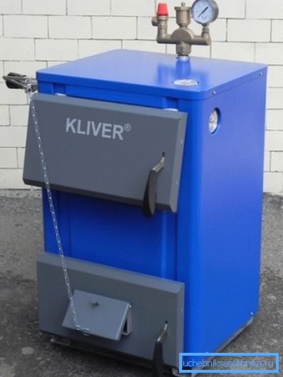 Kliešte na odlievanie môžu bežať na rôznych druhoch paliva. Kliešte na odlievanie môžu bežať na rôznych druhoch paliva.
