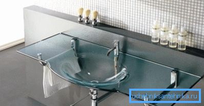 Spojovací materiál je dôležitý v sklenených konštrukciách. Spojovací materiál je dôležitý v sklenených konštrukciách.