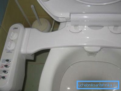 Toaletné poťahy s hygienickou sprchou Toaletné poťahy s hygienickou sprchou