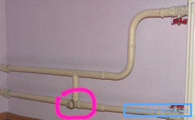 Vložte vložku ventilu obtokom. Vložte vložku ventilu obtokom.