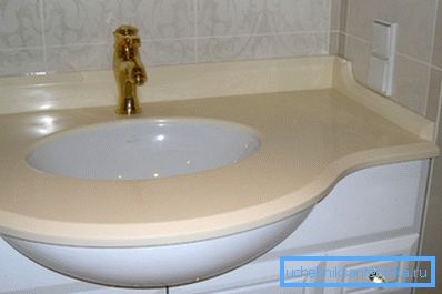Modely sa môžu líšiť vo forme a spôsobe inštalácie. Modely sa môžu líšiť vo forme a spôsobe inštalácie.