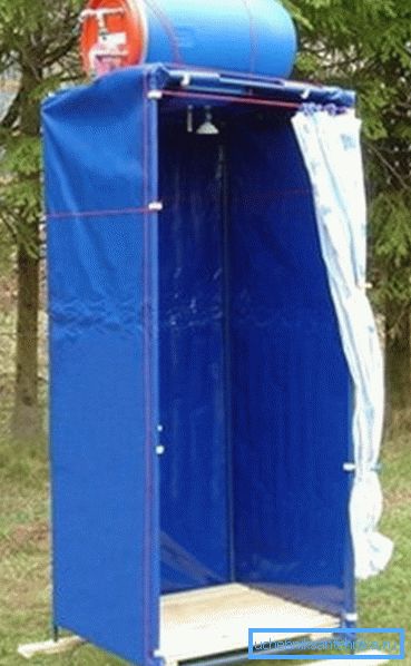 Môžete si zakúpiť kompletný systém, ktorý už má vyhrievaný sprchovací kút Môžete si zakúpiť kompletný systém, ktorý už má vyhrievaný sprchovací kút