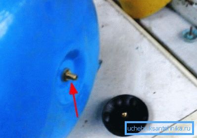Na fotohydraulickej cievke cisterny Na fotohydraulickej cievke cisterny