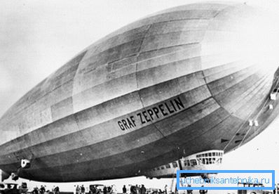 V foto - nemeckej vzducholode Graf Zeppelin. Dural bol použitý na konštrukciu pevného rámu, ktorý spôsobil, že lietadlo bolo odolné voči poveternostným vplyvom.