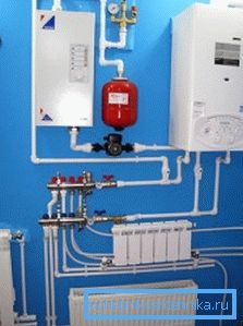 Na fotografii - dokončenie pripojenia elektrického kotla. Na fotografii - dokončenie pripojenia elektrického kotla.
