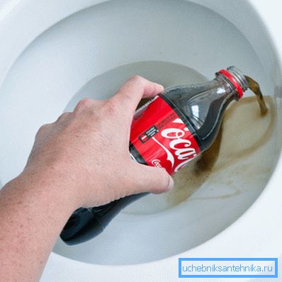 Na fotografii: nápoj môže mať takú originálnu aplikáciu.