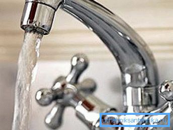 Prítomnosť teplej vody v kohútiku závisí od zdravia systému ústredného kúrenia