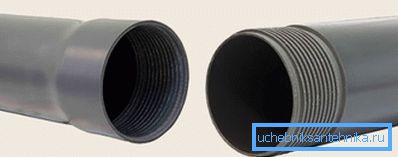 PVC plášťová rúrka so závitovou prírubou. PVC plášťová rúrka so závitovou prírubou.