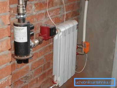 Vykurovanie garáže elektrickým kotlom typu elektródy Vykurovanie garáže elektrickým kotlom typu elektródy