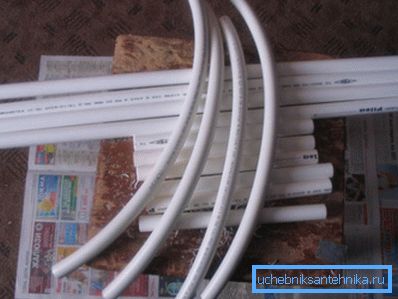 Plastové rúrky na výrobu sánok Plastové rúrky na výrobu sánok