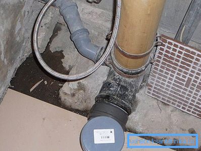 Pripojenie k stúpačke cez adaptér Pripojenie k stúpačke cez adaptér
