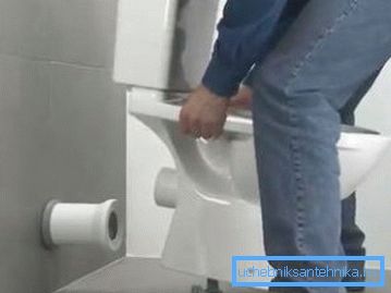 Pripojenie toalety k tvrdej trubici Pripojenie toalety k tvrdej trubici