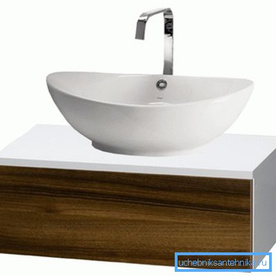 Závesný drez s skriňou, vyrobený v minimalistickom štýle Závesný drez s skriňou, vyrobený v minimalistickom štýle