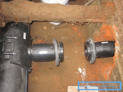 Polyetylén rýchlo nahrádza tradičné materiály pre kladenie vodovodných potrubí. Polyetylén rýchlo nahrádza tradičné materiály pre kladenie vodovodných potrubí.
