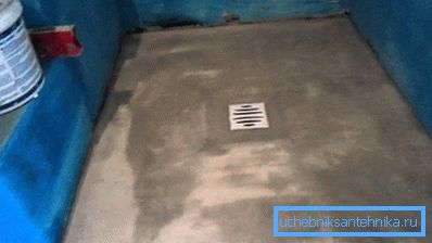 Povrch podlahy po vytvrdnutí dokončovacieho poteru Povrch podlahy po vytvrdnutí dokončovacieho poteru