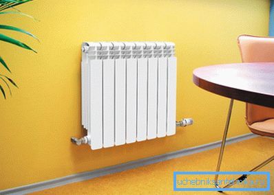 Správne vybrané vykurovacie radiátory v byte dokážu vyzdobiť interiér.