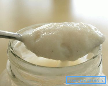 Počas fermentácie sa uvoľňuje oxid uhličitý. Počas fermentácie sa uvoľňuje oxid uhličitý.