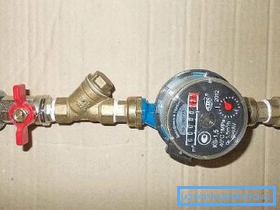 Použitie guľového ventilu pri inštalácii meracieho prístroja Použitie guľového ventilu pri inštalácii meracieho prístroja