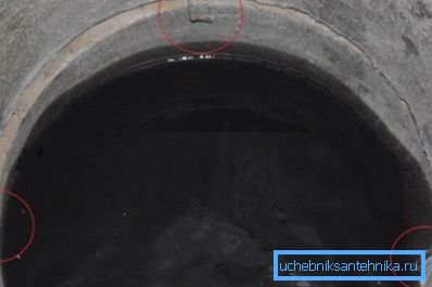 Demontáž sa vykonala pri výmene betónových krúžkov. Demontáž sa vykonala pri výmene betónových krúžkov.