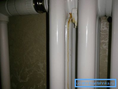 Únik kvôli poklesu tlaku Únik kvôli poklesu tlaku