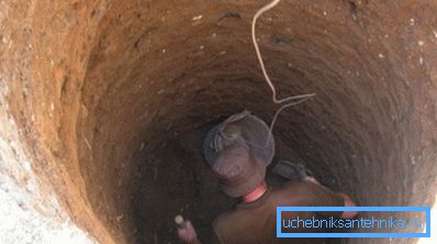 Práca v obmedzenom priestore je pomerne zložitá, zatiaľ čo nie je jednoduchšie pre každého, kto zvedie lopty piesku.