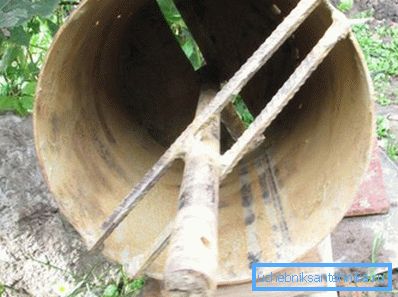 Strmeny z výstuže spoľahlivo fixujú os a zosilňujú štruktúru