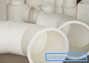 Rozmery PVC trubiek s priemerom 120 mm sú optimálne pre ventilačné usporiadanie.