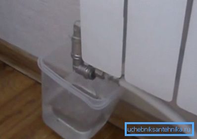 Odstráňte pred demontážou Odstráňte pred demontážou
